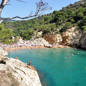 https://pola-giverola-latroupe-camp.catalonia-hotels.com